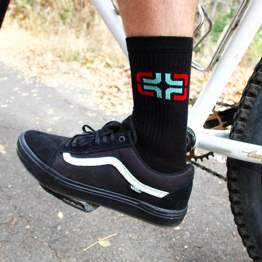 Logo Socks ethirteen